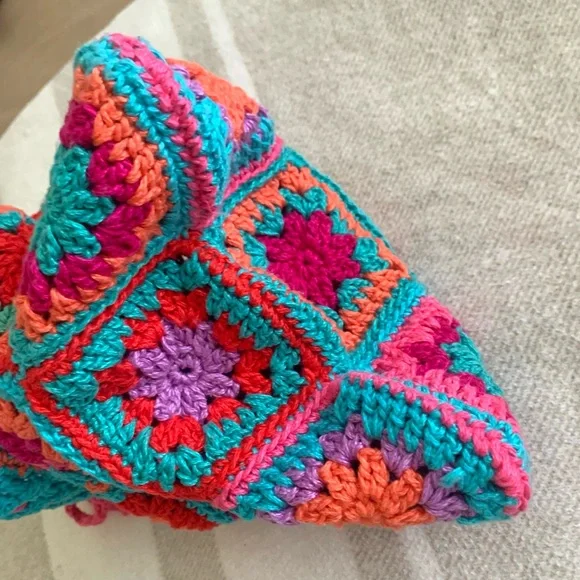 Colorful hand knit Crocheted Bag - Picture 11 of 11